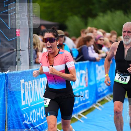 30.08.2026 - Elbe Triathlon Hamburg LAZAROV Photography http://msf.ph/oto/10063949 30.08.2026 12:00:45 Ziel 787, 975 meine-sportfotos.de