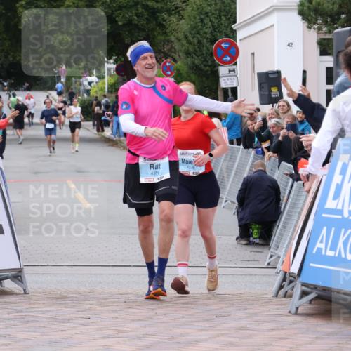 30.08.2026 - Blankeneser Heldenlauf Lena Gebhardt http://msf.ph/oto/10063955 30.08.2026 12:41:42 Ziel 4371 meine-sportfotos.de