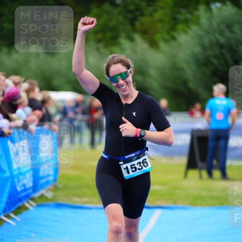 30.08.2026 - Elbe Triathlon Hamburg LAZAROV Photography http://msf.ph/oto/10063971 30.08.2026 12:01:01 Ziel 1481, 1536 meine-sportfotos.de