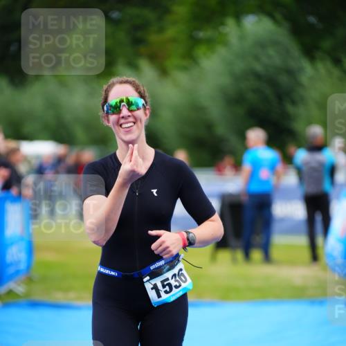 30.08.2026 - Elbe Triathlon Hamburg LAZAROV Photography http://msf.ph/oto/10063975 30.08.2026 12:01:02 Ziel 1481, 1536 meine-sportfotos.de