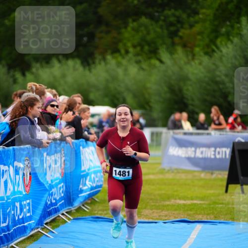 30.08.2026 - Elbe Triathlon Hamburg LAZAROV Photography http://msf.ph/oto/10063979 30.08.2026 12:01:09 Ziel 1481 meine-sportfotos.de