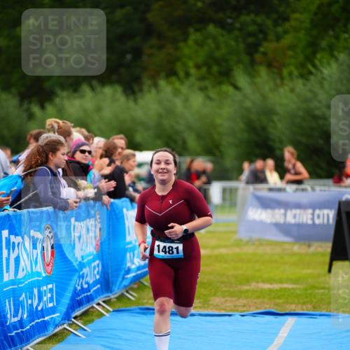 30.08.2026 - Elbe Triathlon Hamburg LAZAROV Photography http://msf.ph/oto/10063980 30.08.2026 12:01:09 Ziel 1481 meine-sportfotos.de