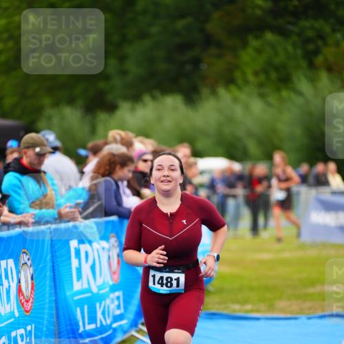 30.08.2026 - Elbe Triathlon Hamburg LAZAROV Photography http://msf.ph/oto/10063987 30.08.2026 12:01:10 Ziel 1481 meine-sportfotos.de