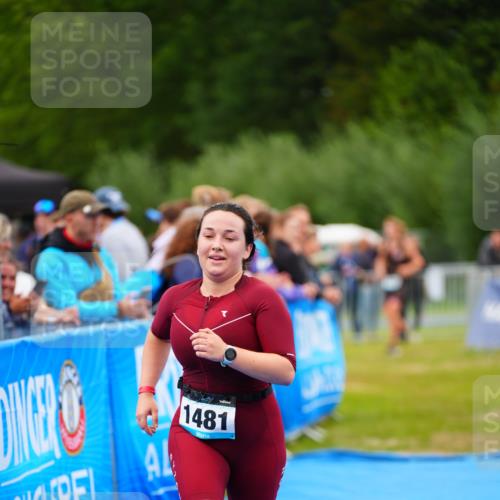 30.08.2026 - Elbe Triathlon Hamburg LAZAROV Photography http://msf.ph/oto/10063990 30.08.2026 12:01:10 Ziel 1481 meine-sportfotos.de