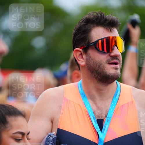 30.08.2026 - Elbe Triathlon Hamburg LAZAROV Photography http://msf.ph/oto/10064001 30.08.2026 12:01:18 Ziel 1450 meine-sportfotos.de