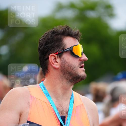 30.08.2026 - Elbe Triathlon Hamburg LAZAROV Photography http://msf.ph/oto/10064015 30.08.2026 12:01:25 Ziel  meine-sportfotos.de