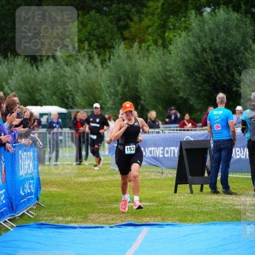30.08.2026 - Elbe Triathlon Hamburg LAZAROV Photography http://msf.ph/oto/10064018 30.08.2026 12:01:33 Ziel 1405, 1531 meine-sportfotos.de