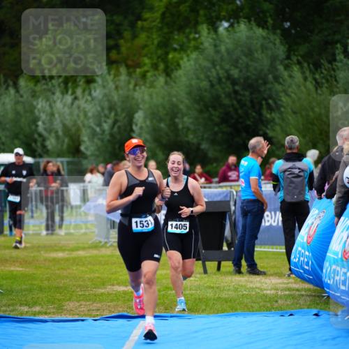 30.08.2026 - Elbe Triathlon Hamburg LAZAROV Photography http://msf.ph/oto/10064024 30.08.2026 12:01:34 Ziel 1405, 1531 meine-sportfotos.de