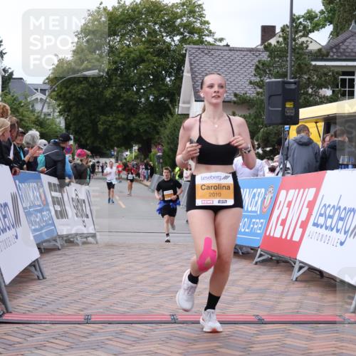 30.08.2026 - Blankeneser Heldenlauf Lena Gebhardt http://msf.ph/oto/10064032 30.08.2026 12:42:12 Ziel 2010, 2483 meine-sportfotos.de
