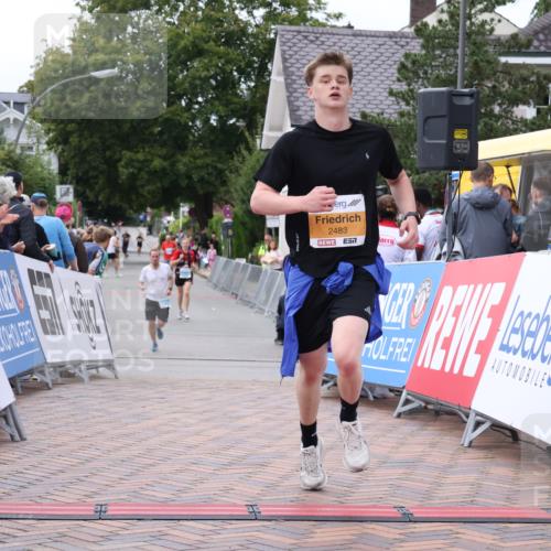 30.08.2026 - Blankeneser Heldenlauf Lena Gebhardt http://msf.ph/oto/10064050 30.08.2026 12:42:16 Ziel 2010, 2483 meine-sportfotos.de