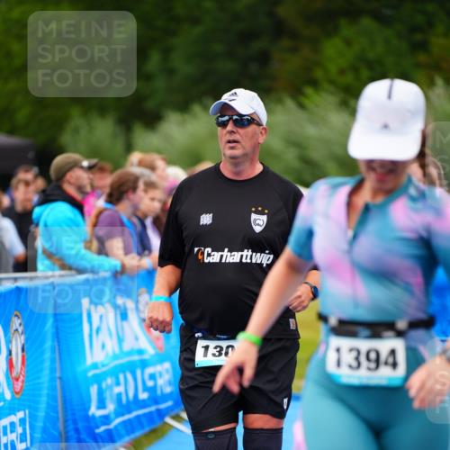 30.08.2026 - Elbe Triathlon Hamburg LAZAROV Photography http://msf.ph/oto/10064060 30.08.2026 12:01:47 Ziel 1301, 1394, 1479, 1480 meine-sportfotos.de