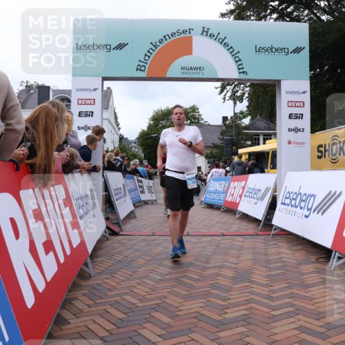 30.08.2026 - Blankeneser Heldenlauf Lena Gebhardt http://msf.ph/oto/10064072 30.08.2026 12:42:25 Ziel 4060, 4190 meine-sportfotos.de