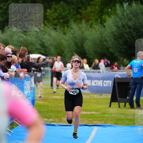 30.08.2026 - Elbe Triathlon Hamburg LAZAROV Photography http://msf.ph/oto/10064085 30.08.2026 12:02:01 Ziel 900, 1417 meine-sportfotos.de