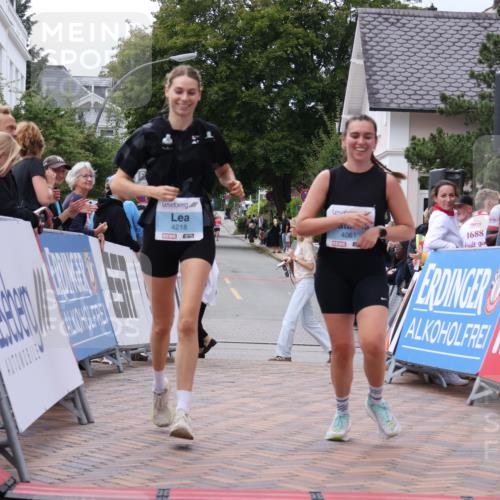 30.08.2026 - Blankeneser Heldenlauf Lena Gebhardt http://msf.ph/oto/10064120 30.08.2026 12:42:48 Ziel 4061, 4218 meine-sportfotos.de