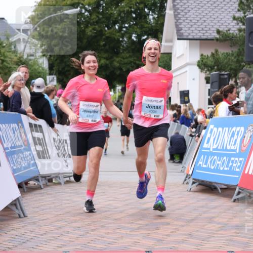 30.08.2026 - Blankeneser Heldenlauf Lena Gebhardt http://msf.ph/oto/10064148 30.08.2026 12:43:19 Ziel 4307, 4308 meine-sportfotos.de
