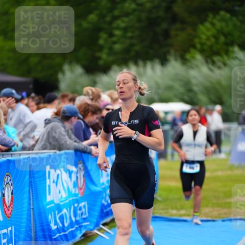 30.08.2026 - Elbe Triathlon Hamburg LAZAROV Photography http://msf.ph/oto/10064160 30.08.2026 12:02:36 Ziel 1467, 1708 meine-sportfotos.de