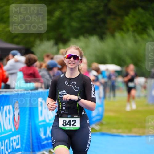 30.08.2026 - Elbe Triathlon Hamburg LAZAROV Photography http://msf.ph/oto/10064191 30.08.2026 12:02:48 Ziel 842, 1579 meine-sportfotos.de