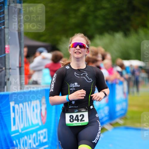 30.08.2026 - Elbe Triathlon Hamburg LAZAROV Photography http://msf.ph/oto/10064194 30.08.2026 12:02:49 Ziel 842, 1579 meine-sportfotos.de
