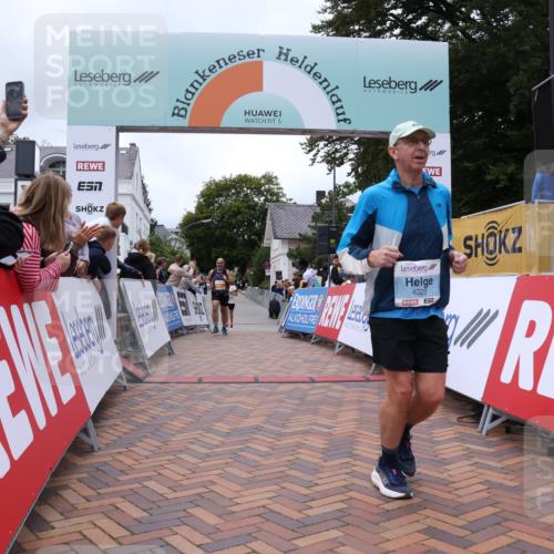 30.08.2026 - Blankeneser Heldenlauf Lena Gebhardt http://msf.ph/oto/10064221 30.08.2026 12:43:45 Ziel 2622, 4029 meine-sportfotos.de