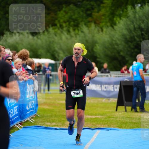 30.08.2026 - Elbe Triathlon Hamburg LAZAROV Photography http://msf.ph/oto/10064235 30.08.2026 12:03:04 Ziel 764, 942, 1544 meine-sportfotos.de