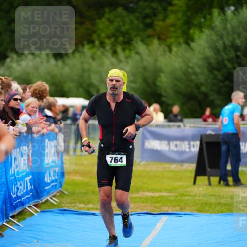 30.08.2026 - Elbe Triathlon Hamburg LAZAROV Photography http://msf.ph/oto/10064238 30.08.2026 12:03:05 Ziel 764, 942, 1544 meine-sportfotos.de