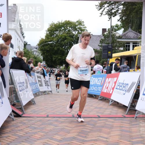 30.08.2026 - Blankeneser Heldenlauf Lena Gebhardt http://msf.ph/oto/10064247 30.08.2026 12:43:50 Ziel 2622, 4029, 4412 meine-sportfotos.de