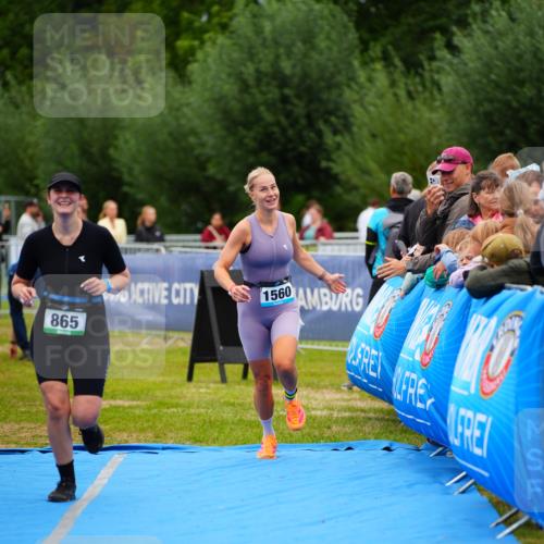 30.08.2026 - Elbe Triathlon Hamburg LAZAROV Photography http://msf.ph/oto/10064266 30.08.2026 12:03:18 Ziel 865, 952, 1391, 1560 meine-sportfotos.de
