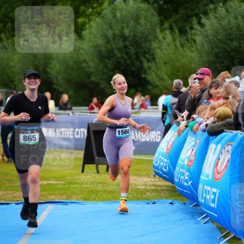 30.08.2026 - Elbe Triathlon Hamburg LAZAROV Photography http://msf.ph/oto/10064267 30.08.2026 12:03:18 Ziel 865, 952, 1391, 1560 meine-sportfotos.de