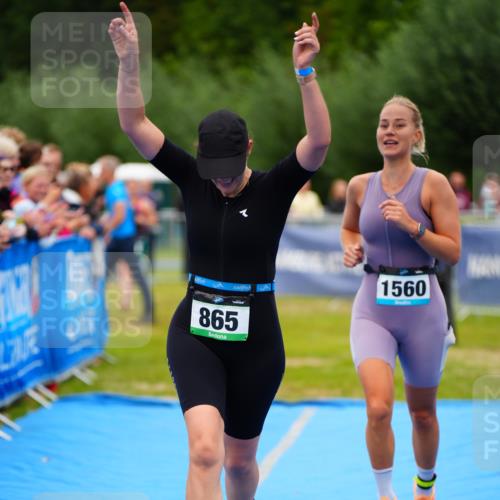 30.08.2026 - Elbe Triathlon Hamburg LAZAROV Photography http://msf.ph/oto/10064275 30.08.2026 12:03:20 Ziel 865, 952, 1391, 1560 meine-sportfotos.de