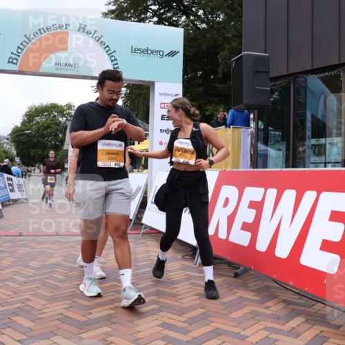 30.08.2026 - Blankeneser Heldenlauf Lena Gebhardt http://msf.ph/oto/10064279 30.08.2026 12:44:01 Ziel 2271, 2385, 2500, 2940 meine-sportfotos.de