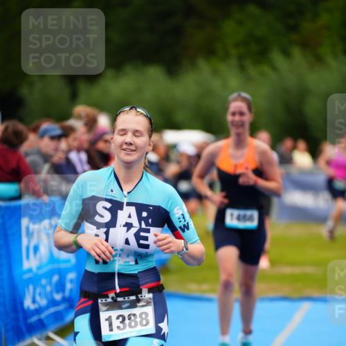 30.08.2026 - Elbe Triathlon Hamburg LAZAROV Photography http://msf.ph/oto/10064308 30.08.2026 12:03:47 Ziel 1388, 1420, 1466, 1522, 1572 meine-sportfotos.de