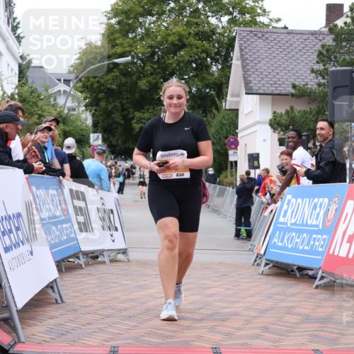 30.08.2026 - Blankeneser Heldenlauf Lena Gebhardt http://msf.ph/oto/10064320 30.08.2026 12:44:26 Ziel 2241 meine-sportfotos.de
