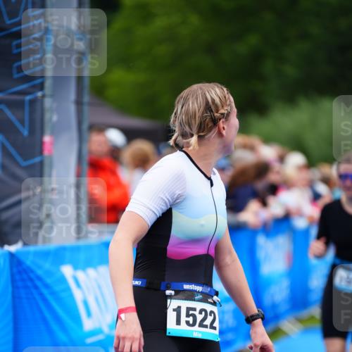 30.08.2026 - Elbe Triathlon Hamburg LAZAROV Photography http://msf.ph/oto/10064326 30.08.2026 12:03:53 Ziel 1522, 1572 meine-sportfotos.de