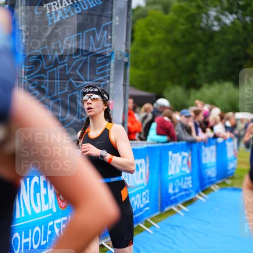 30.08.2026 - Elbe Triathlon Hamburg LAZAROV Photography http://msf.ph/oto/10064344 30.08.2026 12:04:07 Ziel 1580, 1649 meine-sportfotos.de