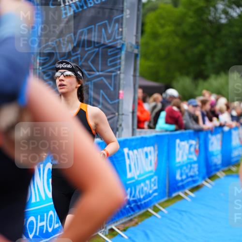 30.08.2026 - Elbe Triathlon Hamburg LAZAROV Photography http://msf.ph/oto/10064345 30.08.2026 12:04:07 Ziel 1580, 1649 meine-sportfotos.de