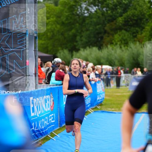 30.08.2026 - Elbe Triathlon Hamburg LAZAROV Photography http://msf.ph/oto/10064347 30.08.2026 12:04:08 Ziel 1580, 1649 meine-sportfotos.de