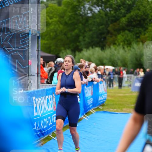 30.08.2026 - Elbe Triathlon Hamburg LAZAROV Photography http://msf.ph/oto/10064348 30.08.2026 12:04:08 Ziel 1580, 1649 meine-sportfotos.de