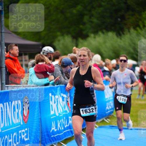 30.08.2026 - Elbe Triathlon Hamburg LAZAROV Photography http://msf.ph/oto/10064387 30.08.2026 12:04:33 Ziel 1510, 1632 meine-sportfotos.de