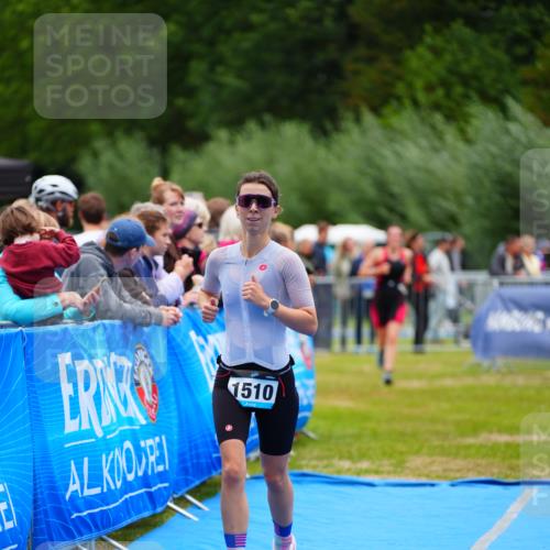30.08.2026 - Elbe Triathlon Hamburg LAZAROV Photography http://msf.ph/oto/10064391 30.08.2026 12:04:34 Ziel 1463, 1510, 1632 meine-sportfotos.de