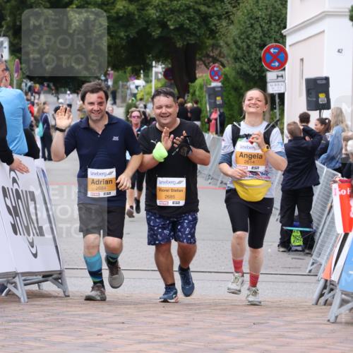 30.08.2026 - Blankeneser Heldenlauf Lena Gebhardt http://msf.ph/oto/10064424 30.08.2026 12:45:06 Ziel 2614, 2684, 2685 meine-sportfotos.de