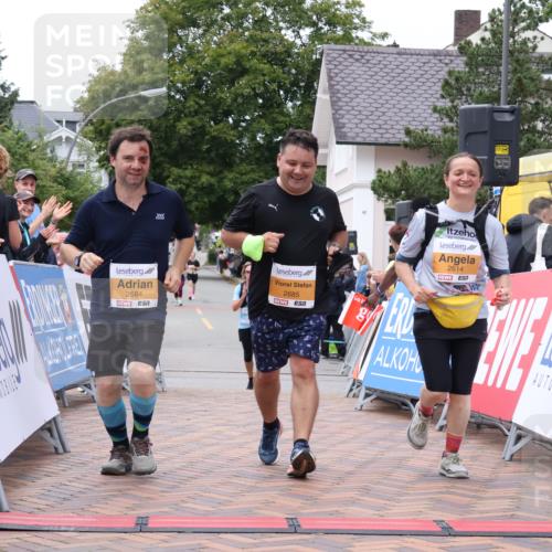 30.08.2026 - Blankeneser Heldenlauf Lena Gebhardt http://msf.ph/oto/10064436 30.08.2026 12:45:10 Ziel 2614, 2684, 2685, 4037 meine-sportfotos.de