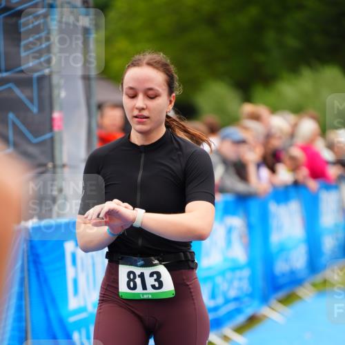 30.08.2026 - Elbe Triathlon Hamburg LAZAROV Photography http://msf.ph/oto/10064464 30.08.2026 12:05:09 Ziel 813, 1414, 1459, 1488 meine-sportfotos.de