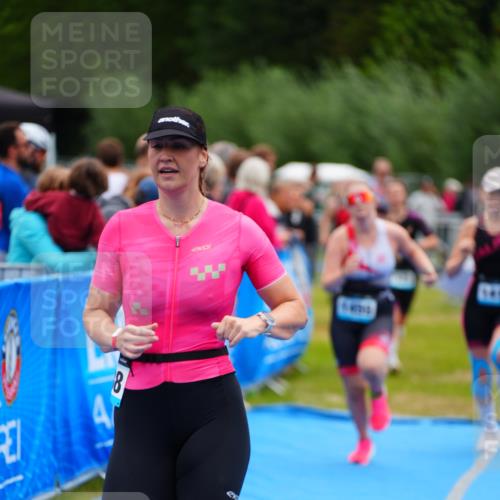 30.08.2026 - Elbe Triathlon Hamburg LAZAROV Photography http://msf.ph/oto/10064472 30.08.2026 12:05:15 Ziel 1414, 1424, 1459, 1488, 1525 meine-sportfotos.de