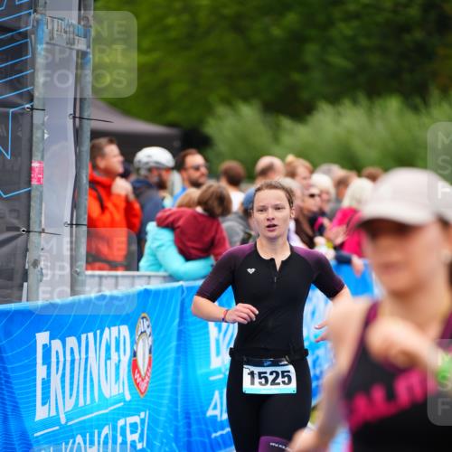 30.08.2026 - Elbe Triathlon Hamburg LAZAROV Photography http://msf.ph/oto/10064489 30.08.2026 12:05:19 Ziel 1358, 1414, 1424, 1459, 1460, 1525 meine-sportfotos.de