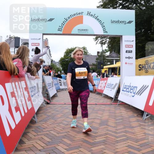 30.08.2026 - Blankeneser Heldenlauf Lena Gebhardt http://msf.ph/oto/10064517 30.08.2026 12:45:32 Ziel 2496, 2842 meine-sportfotos.de