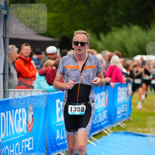 30.08.2026 - Elbe Triathlon Hamburg LAZAROV Photography http://msf.ph/oto/10064520 30.08.2026 12:05:27 Ziel 1358, 1397, 1460, 1529, 1577 meine-sportfotos.de