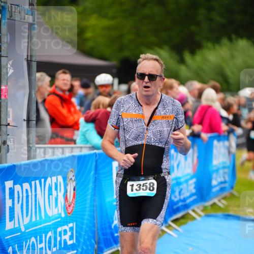 30.08.2026 - Elbe Triathlon Hamburg LAZAROV Photography http://msf.ph/oto/10064522 30.08.2026 12:05:28 Ziel 1358, 1397, 1460, 1529, 1577 meine-sportfotos.de