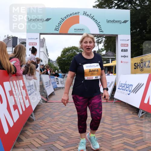 30.08.2026 - Blankeneser Heldenlauf Lena Gebhardt http://msf.ph/oto/10064524 30.08.2026 12:45:33 Ziel 2496, 2842 meine-sportfotos.de
