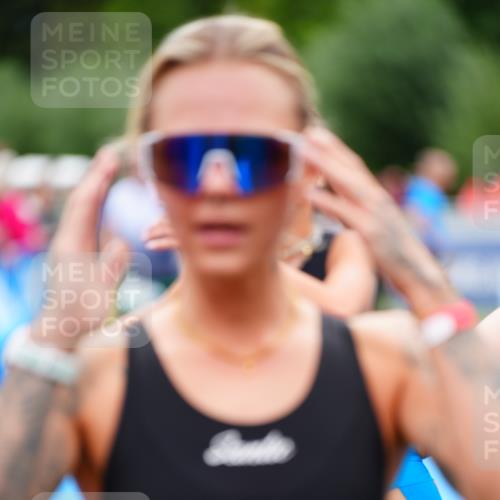 30.08.2026 - Elbe Triathlon Hamburg LAZAROV Photography http://msf.ph/oto/10064538 30.08.2026 12:05:37 Ziel 564, 1475, 1529, 1577 meine-sportfotos.de