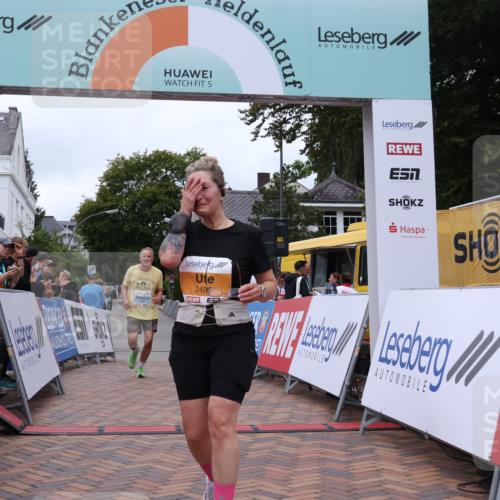 30.08.2026 - Blankeneser Heldenlauf Lena Gebhardt http://msf.ph/oto/10064543 30.08.2026 12:45:36 Ziel 2496, 2842, 4032 meine-sportfotos.de